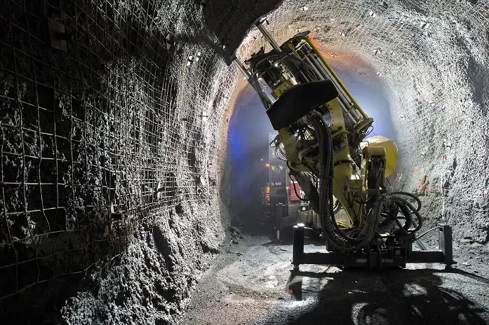 Minería